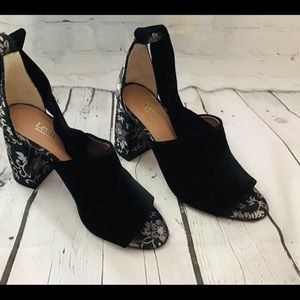 COPY - LEWIT Black Liliana Velvet Ribbon Chunky Ankle Block Heel